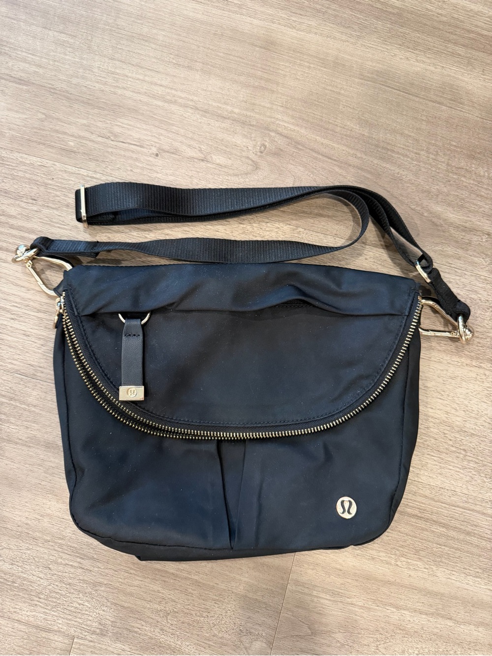 Lululemon All Night Festival Bag